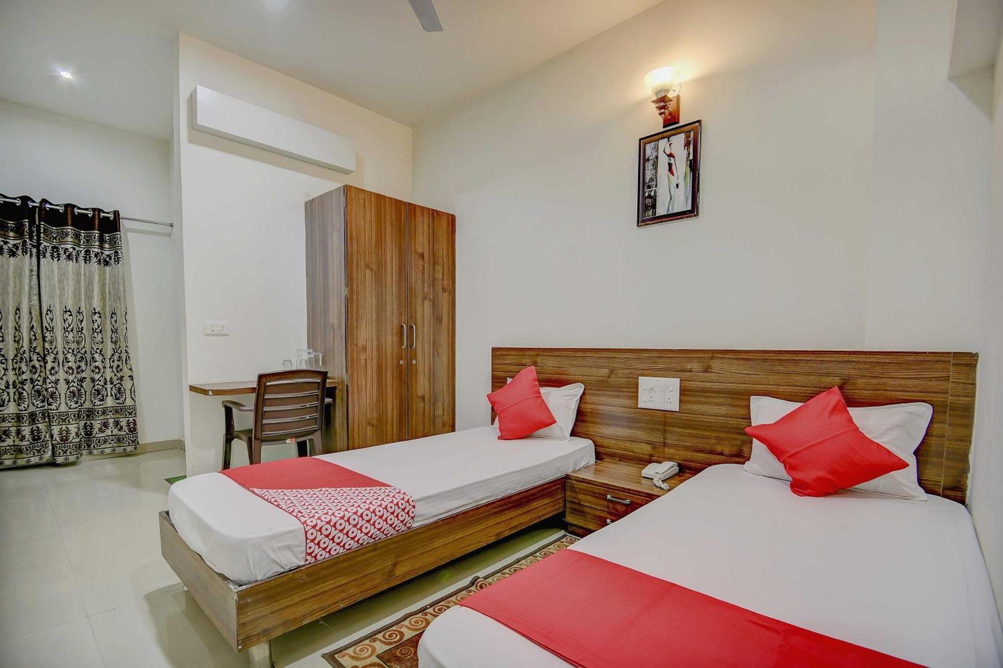 Hotel O Plus Corporate One Khapa  Εξωτερικό φωτογραφία