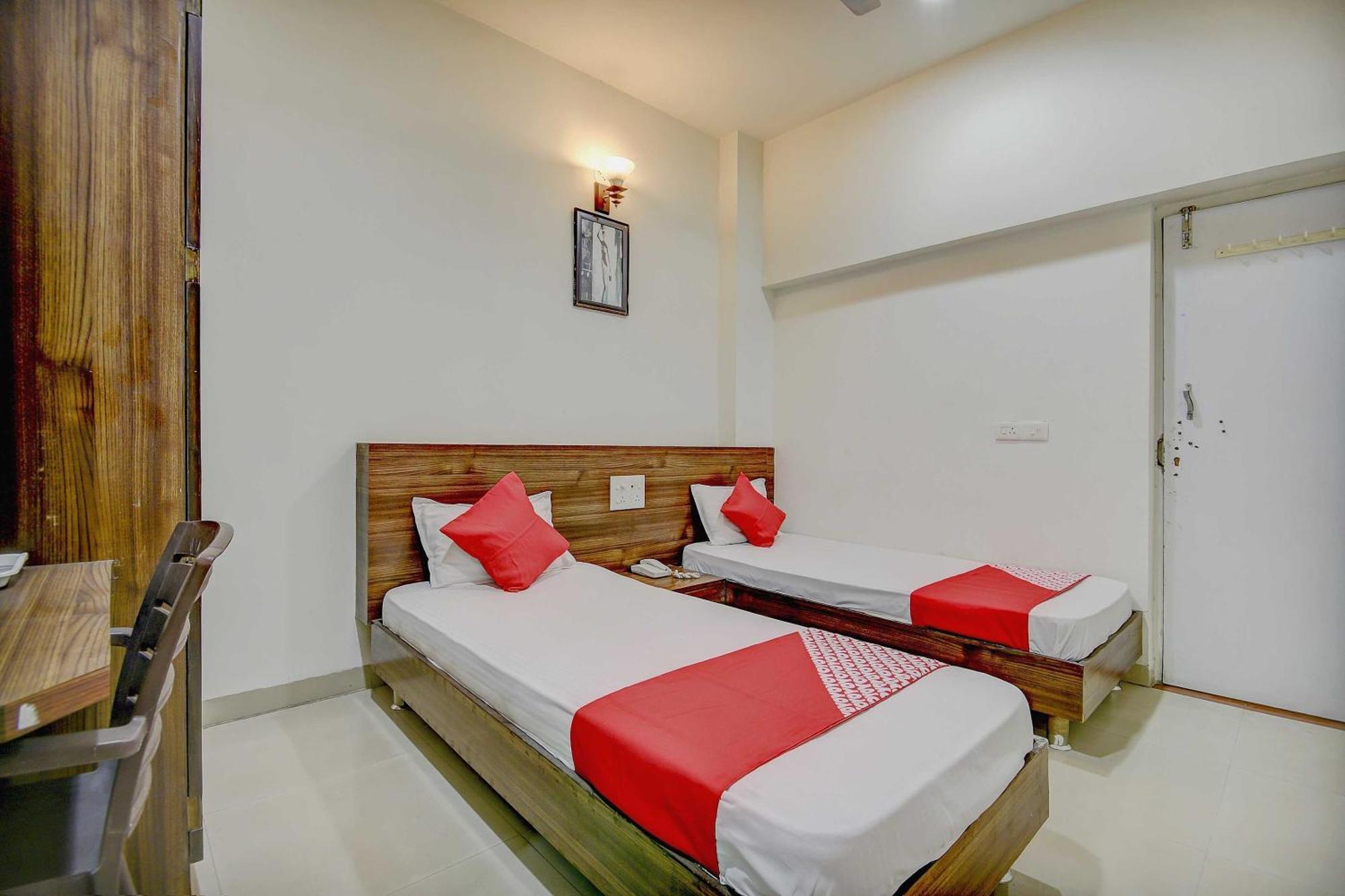Hotel O Plus Corporate One Khapa  Εξωτερικό φωτογραφία