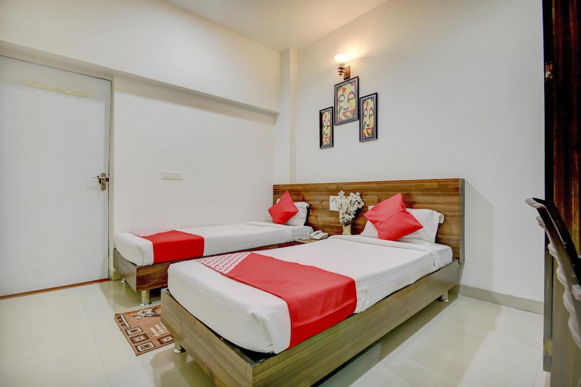 Hotel O Plus Corporate One Khapa  Εξωτερικό φωτογραφία