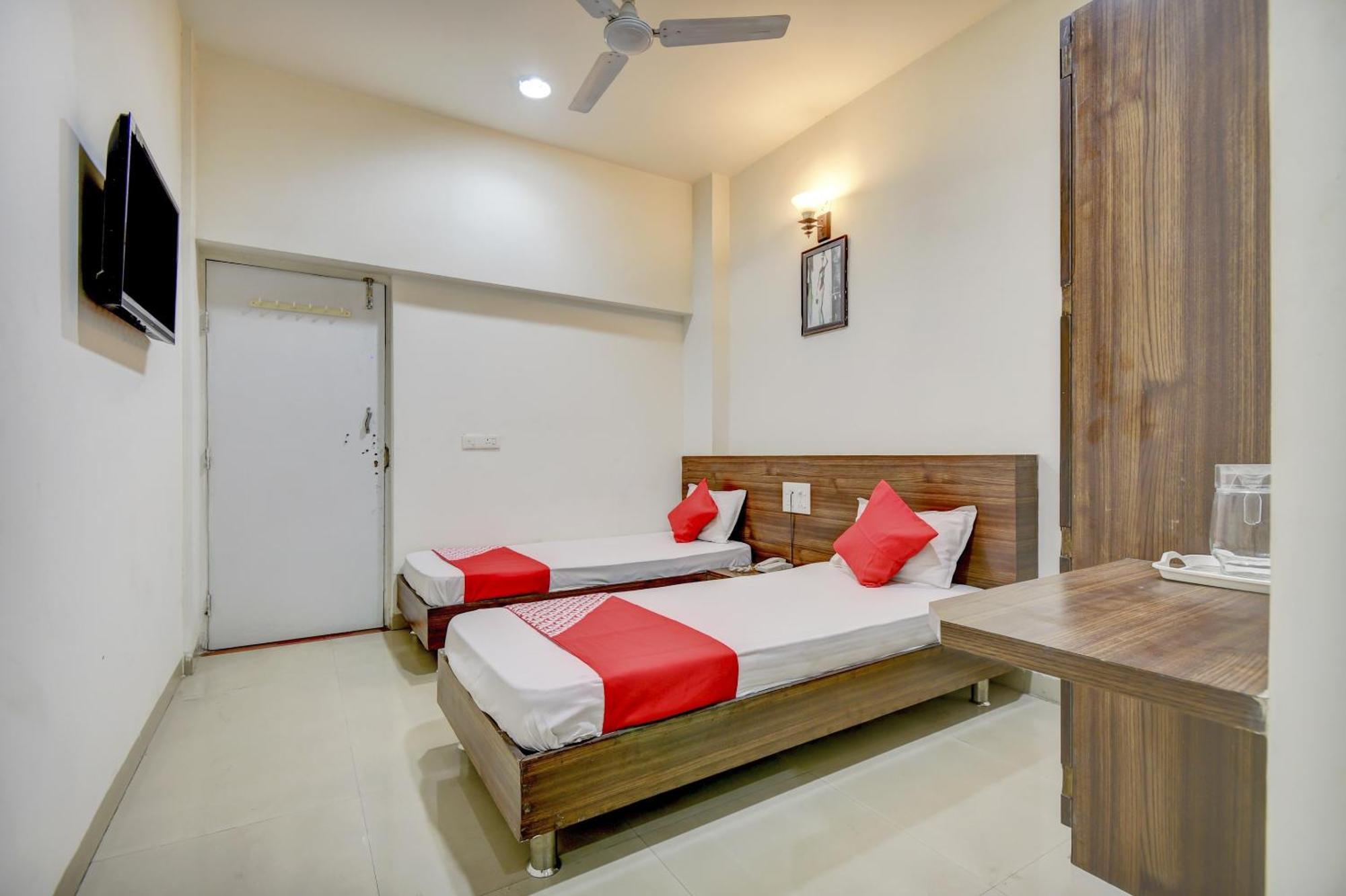 Hotel O Plus Corporate One Khapa  Εξωτερικό φωτογραφία