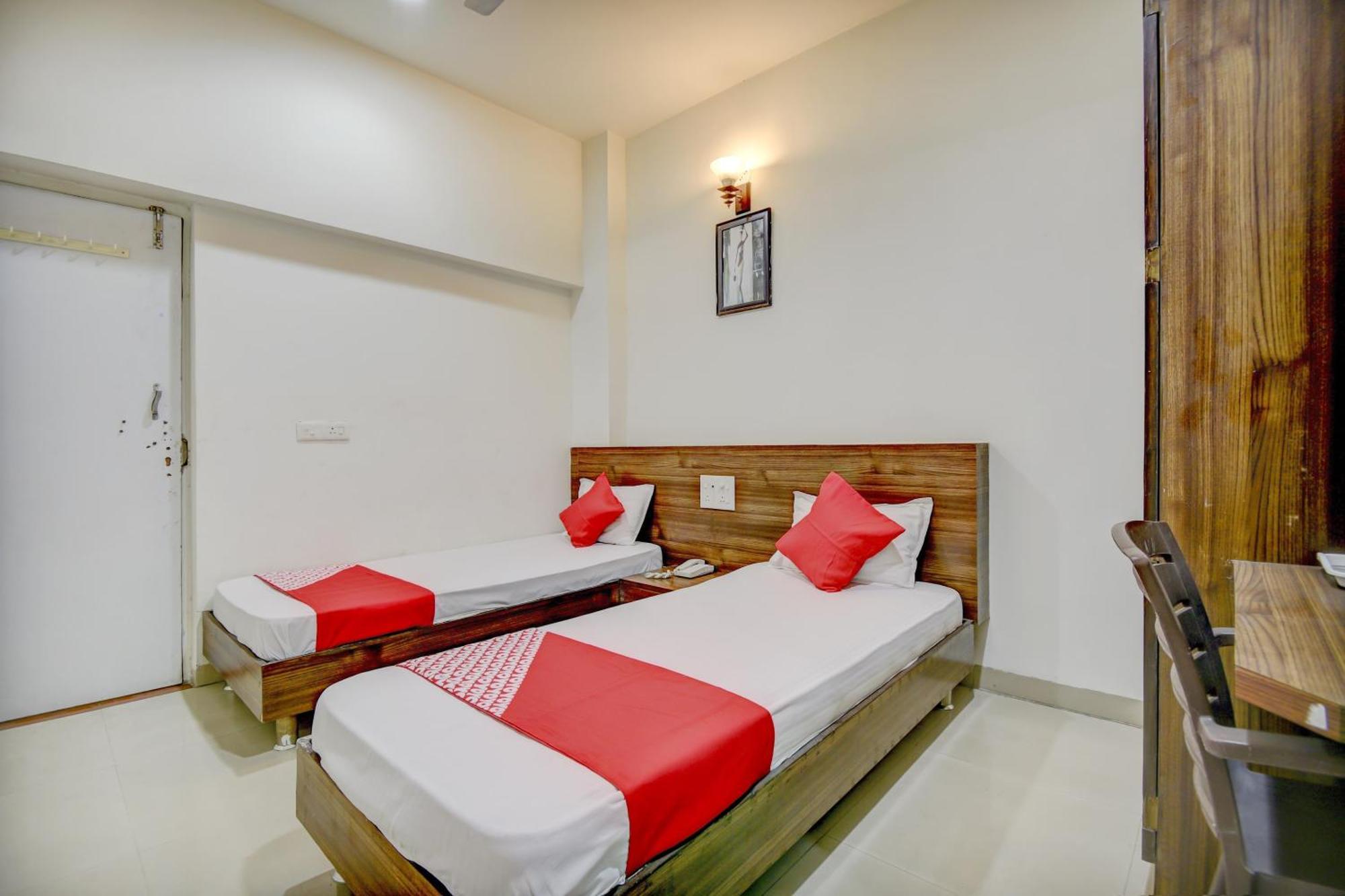 Hotel O Plus Corporate One Khapa  Εξωτερικό φωτογραφία