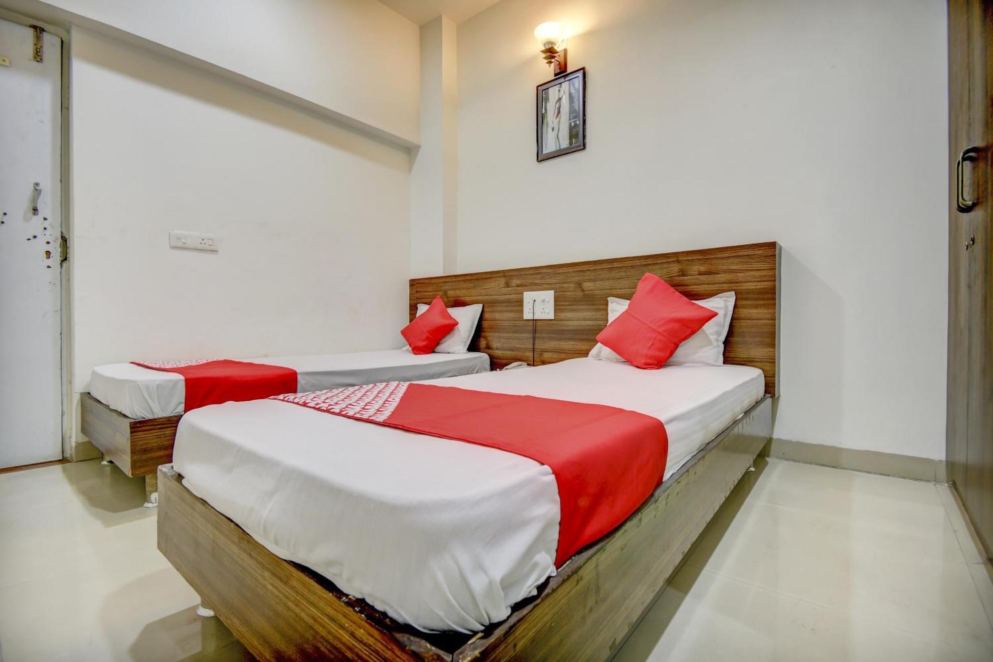 Hotel O Plus Corporate One Khapa  Εξωτερικό φωτογραφία