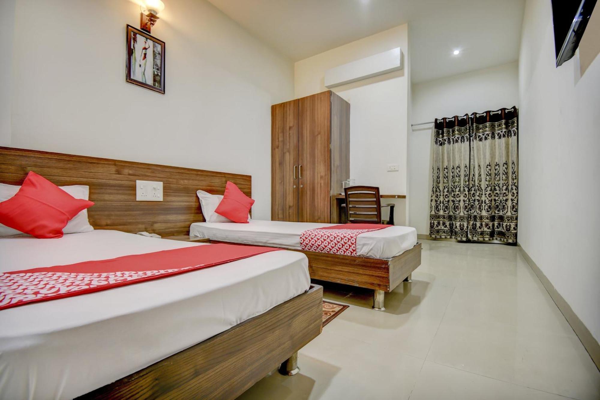 Hotel O Plus Corporate One Khapa  Εξωτερικό φωτογραφία